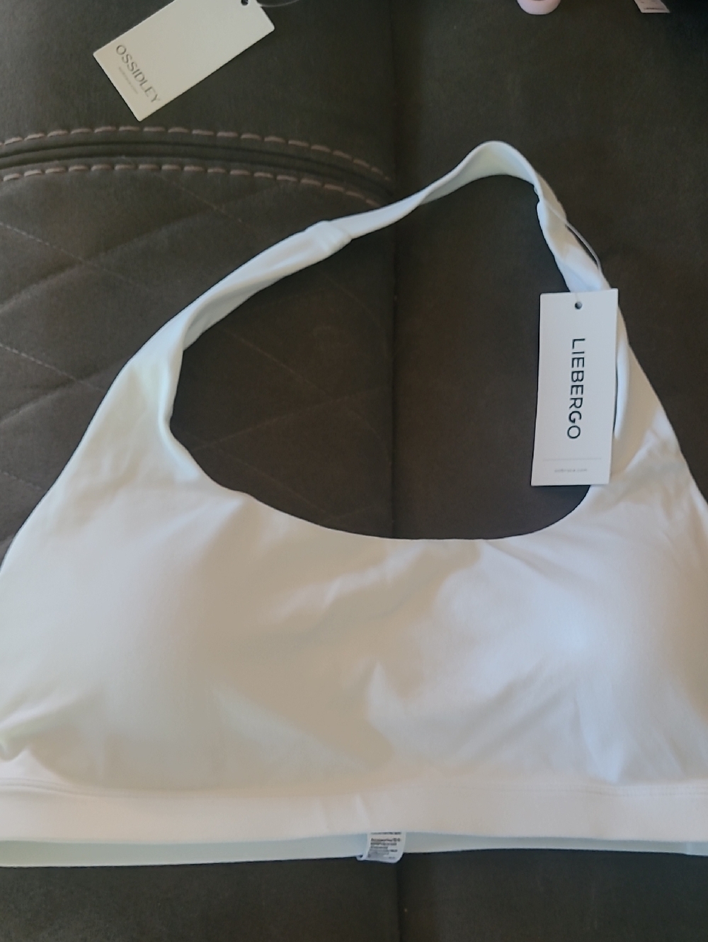 White Seamless Sports Bra - Lightweight Comfort